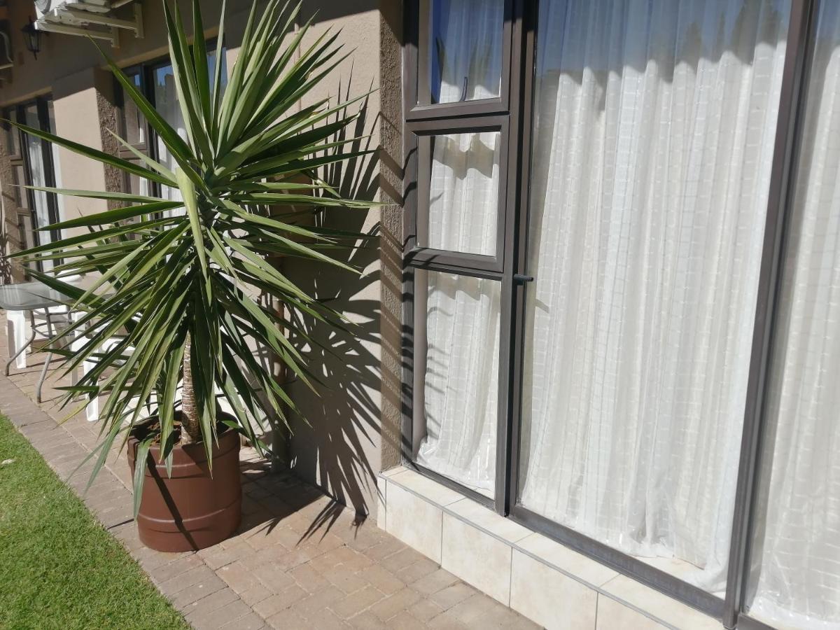 Easy Inn Guesthouse Welkom Dış mekan fotoğraf